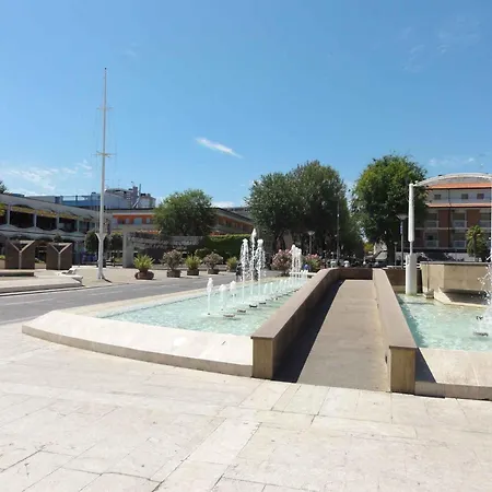 In 38354 Apartment *