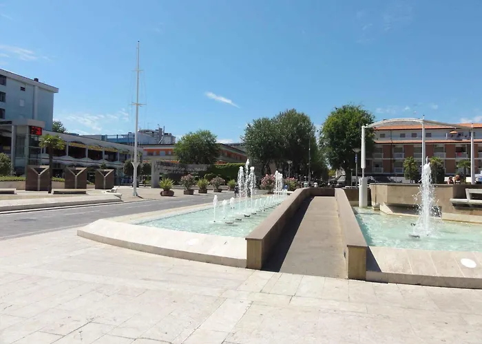 In 38354 Apartment *